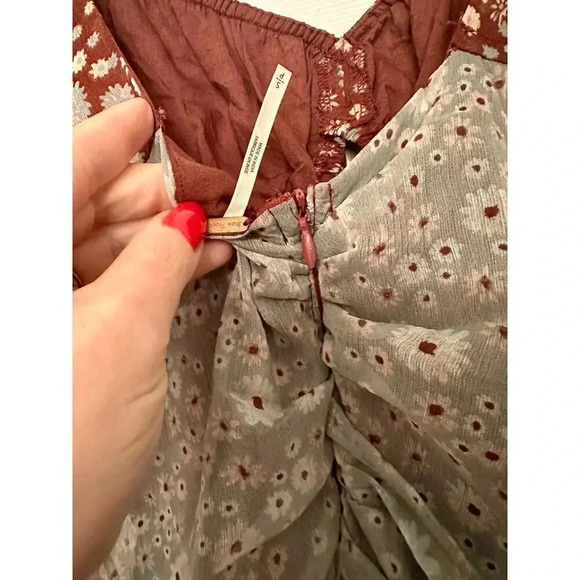 FREE PEOPLE TESSA FLORAL PRINT RUCHED DRESS - Picture 8 of 8